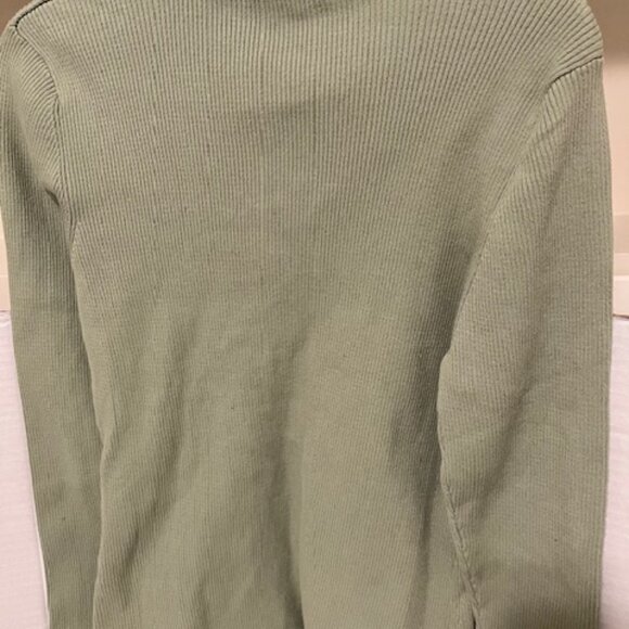 MOTF cotton sweater. - Picture 3 of 4